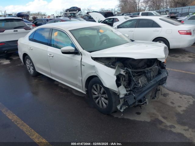 2015 VOLKSWAGEN PASSAT 1VWAT7A38FC096154