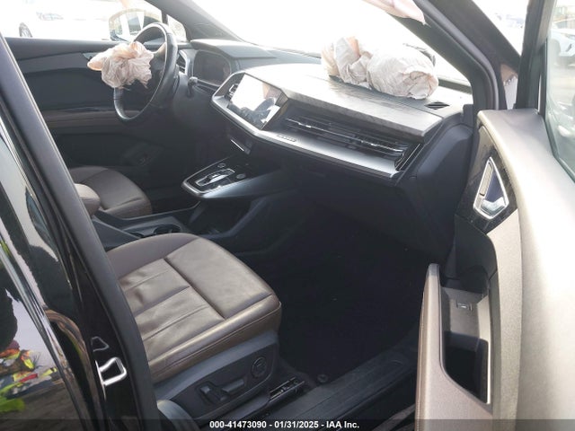 2023 AUDI Q4 E-TRON WA1M2BFZXPP045276 Photo 4