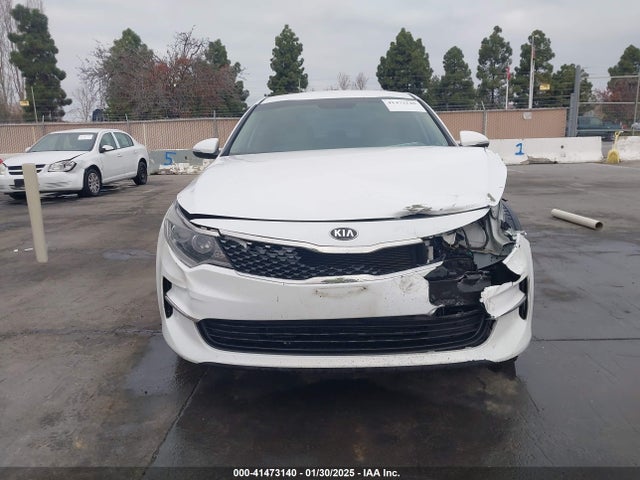 KIA OPTIMA EX 2016 5XXGU4L38GG062304 Image 12