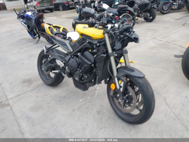 2024 TRIUMPH MOTORCYCLE STREET TRIPLE SMTA614K5RTBU1909