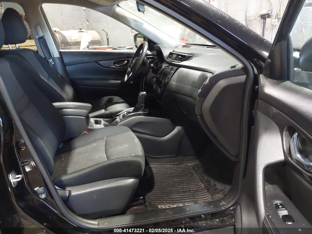 JN8AT2MV8KW394025 Nissan ROGUE SV