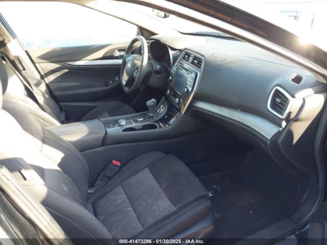 1N4AA6AP8HC455789 Nissan Maxima 3.5 S