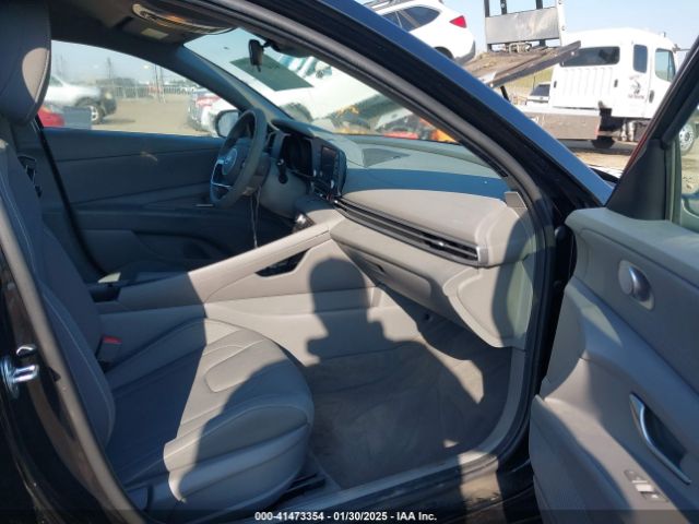 KMHLM4AJ7PU044835 Hyundai Elantra Hybrid Blue