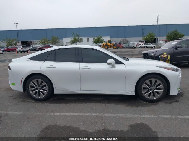 JTDAAAAA2NA007211 Toyota Mirai Xle