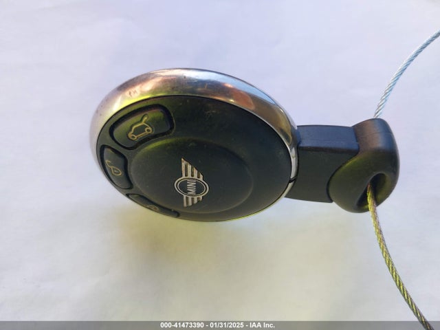 2011 MINI COOPER CLUBMAN WMWZF3C56BT188052 Photo 10