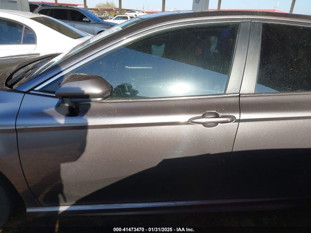 4T1G11AK1MU486779 Toyota CAMRY SE
