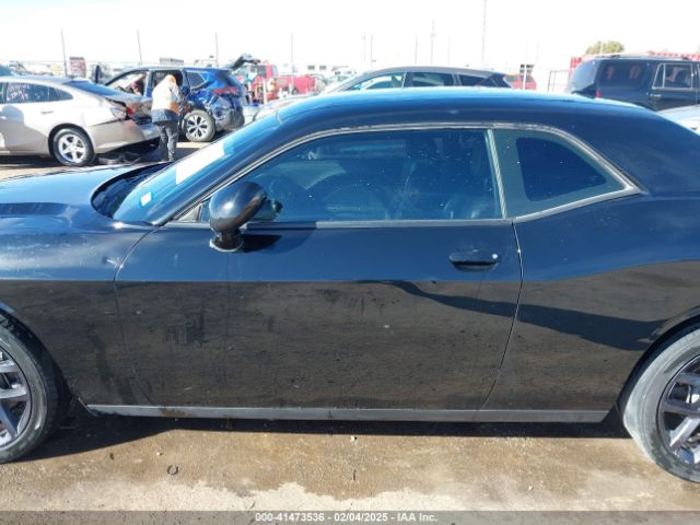 2C3CDZAGXMH531228 Dodge Challenger Sxt