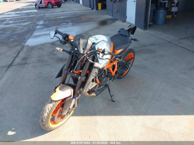 2022 KTM 1290 VBKV39406NM962247 Photo 1