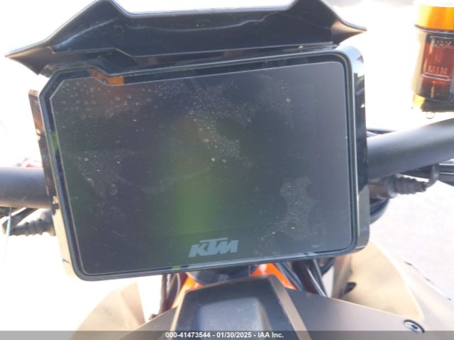 2022 KTM 1290 VBKV39406NM962247 Photo 6
