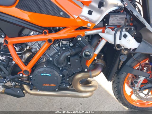 2022 KTM 1290 VBKV39406NM962247 Photo 7