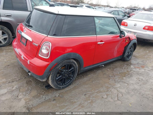 2012 MINI COOPER WMWSU3C56CT540717 Photo 3