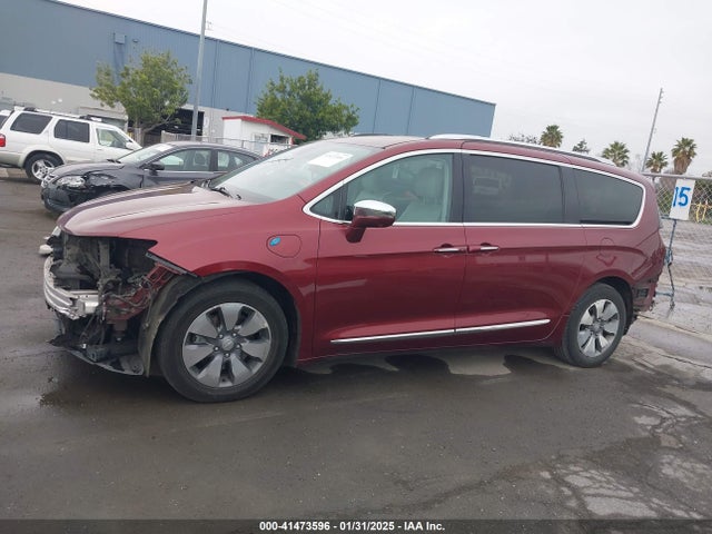 Chrysler Pacifica Hybrid Platinum 2017 2C4RC1N74HR735401 Image 15