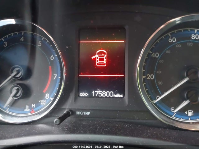 Toyota COROLLA LE 2018 5YFBURHE6JP808362 Image 15