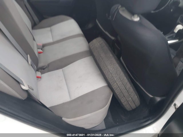 Toyota COROLLA LE 2018 5YFBURHE6JP808362 Image 8