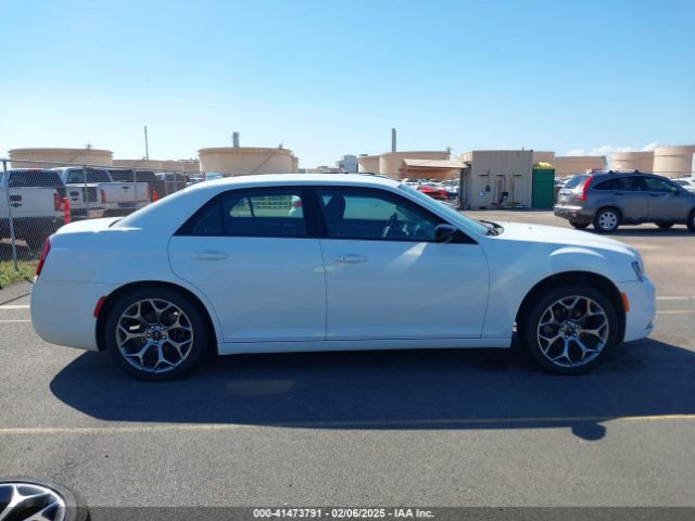 2C3CCAAG9JH320506 Chrysler 300 Touring