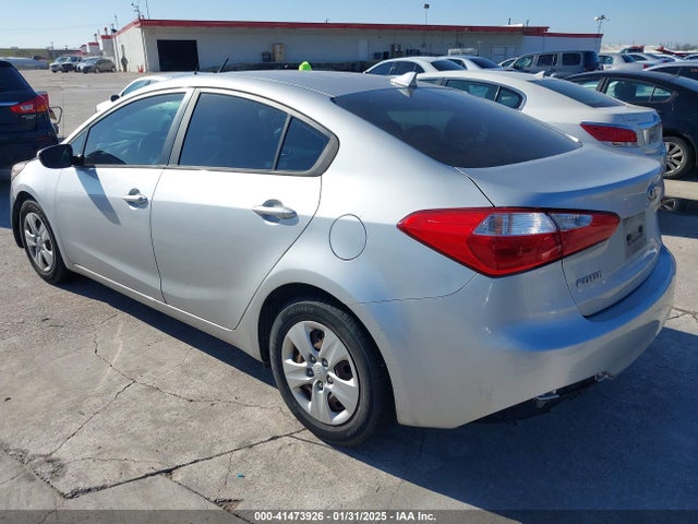 KIA FORTE LX 2015 KNAFX4A62F5330473 Image 3