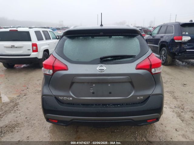 3N1CP5CU0KL516193 Nissan KICKS SR