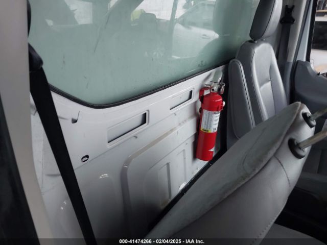 1FDBF8ZM1KKA89852 Ford Transit-350 Cab