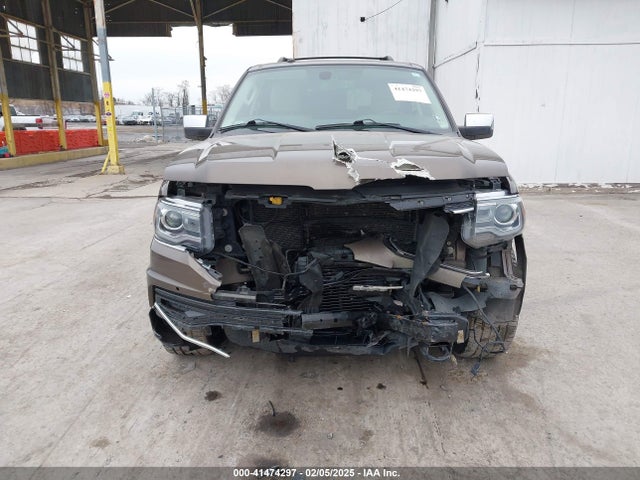 5LMJJ3LT4GEL09131 Lincoln Navigator L/reserve