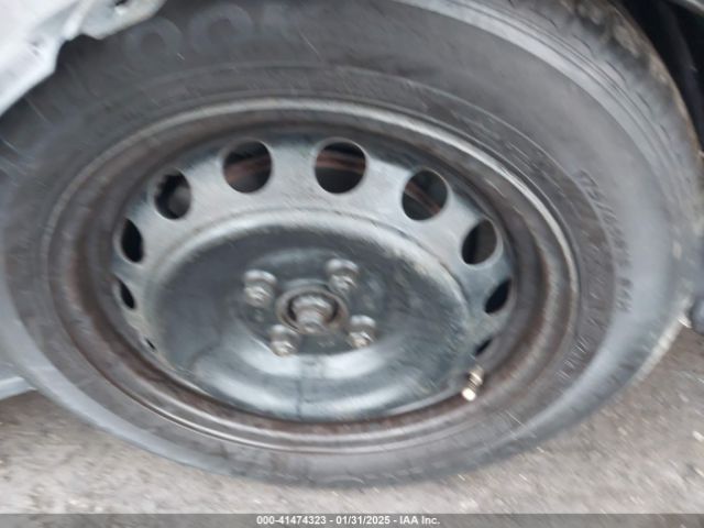 VNKKTUD35HA073034 Toyota YARIS L