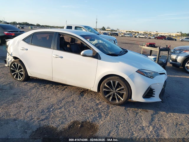 Toyota COROLLA SE 2017 2T1BURHE3HC819135 Image 1