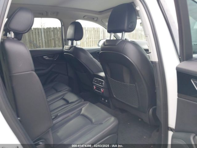 WA1LAAF7XKD005572 Audi Q7 55 Premium/55 Se Premium