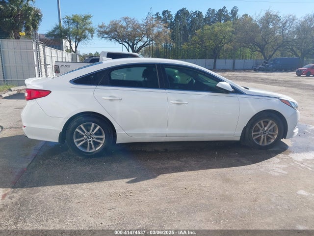 Hyundai SONATA SE 2016 5NPE24AF3GH326396 Image 13