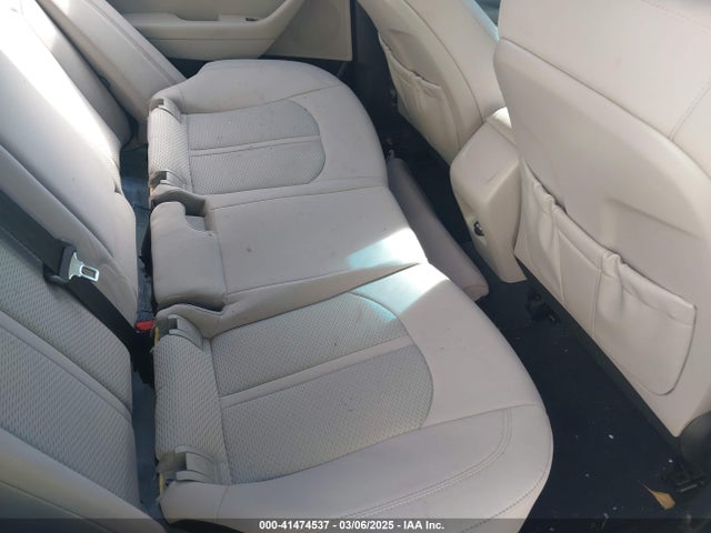 Hyundai SONATA SE 2016 5NPE24AF3GH326396 Image 8