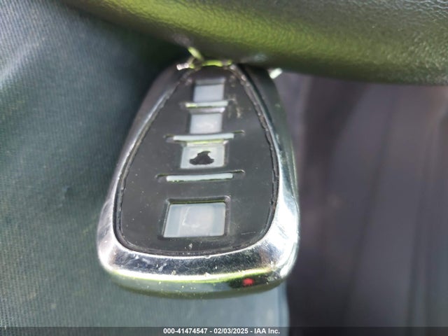 1G1ZE5ST9HF118742 Chevrolet MALIBU 1LT