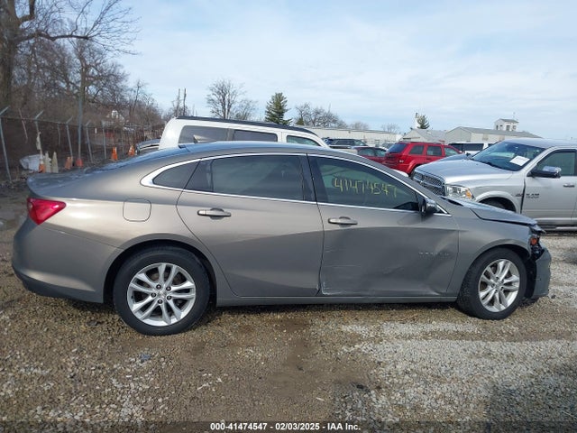 1G1ZE5ST9HF118742 Chevrolet MALIBU 1LT