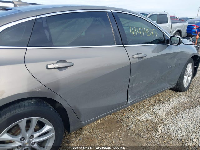 1G1ZE5ST9HF118742 Chevrolet MALIBU 1LT
