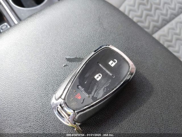 2GNAXKEV2N6111851 Chevrolet Equinox Fwd Lt