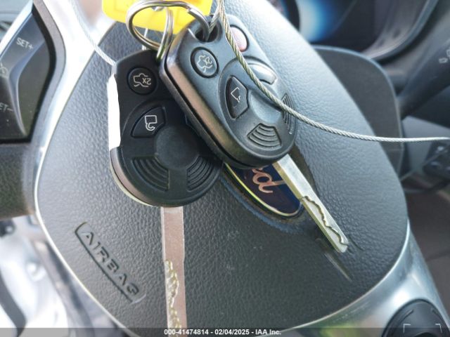 1FADP5EU8HL100904 Ford C-max Energi Se