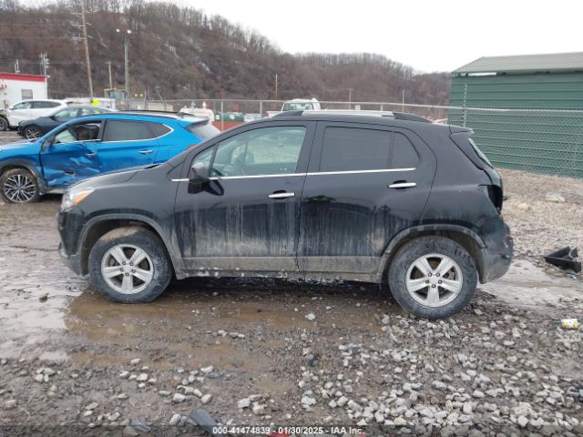 3GNCJPSB3LL334300 Chevrolet Trax Awd Lt
