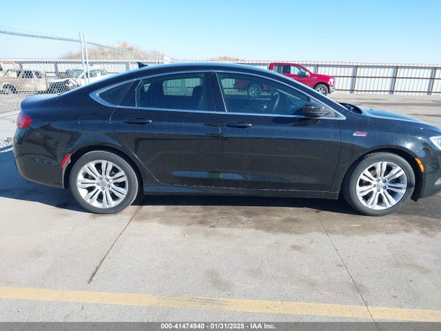 Chrysler 200 Limited 2015 1C3CCCAB3FN757223 Image 13