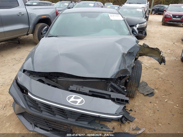 KMHLL4DG9RU722636 Hyundai ELANTRA SE