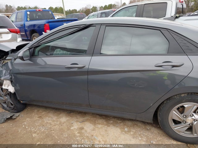 KMHLL4DG9RU722636 Hyundai ELANTRA SE
