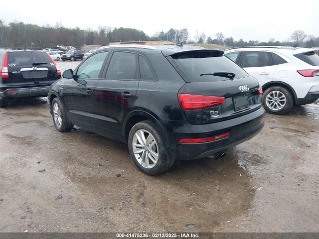 2018 AUDI Q3 WA1BCCFS0JR011906 Photo 2