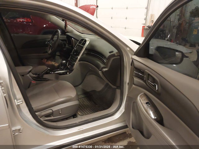 Chevrolet MALIBU 1LT 2015 1G11C5SL0FF351618 Image 5