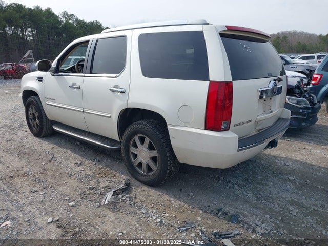 2007 CADILLAC ESCALADE 1GYEC63837R257896 Photo 2