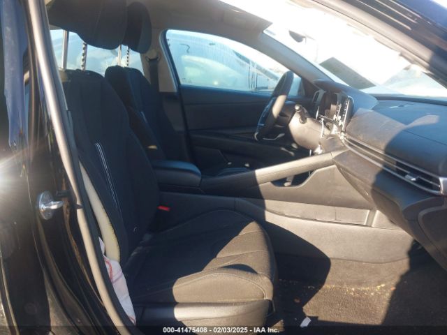 KMHLM4AG6PU395983 Hyundai ELANTRA SEL