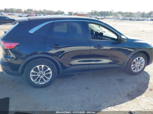 1FMCU0G6XLUC76755 Ford ESCAPE SE