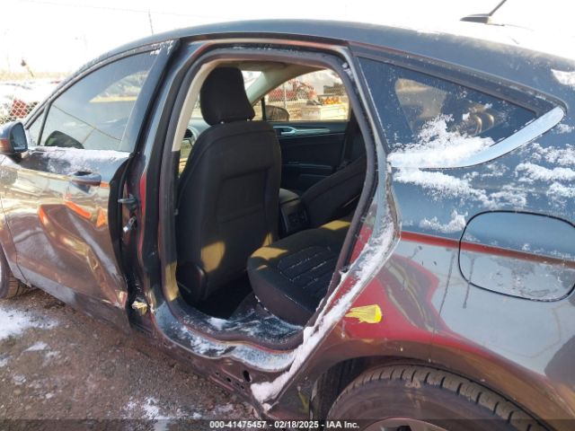 3FA6P0H73HR404497 Ford FUSION SE