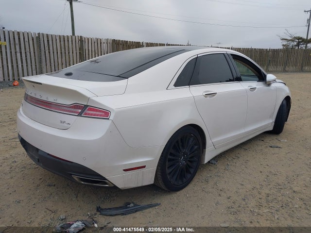 3LN6L2JK6FR620093 Lincoln MKZ