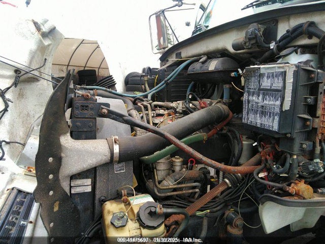 41475697 :رقم المزاد ، 2FZACGCS75AU23187 vin ، 2005 Sterling Truck Acterra مزاد بيع