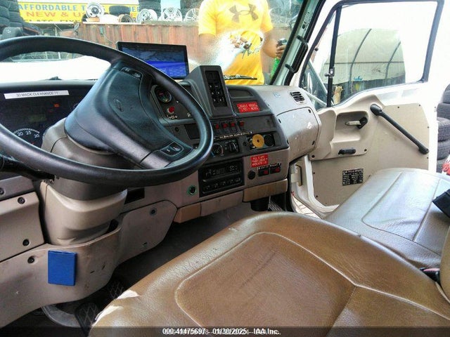 41475697 :رقم المزاد ، 2FZACGCS75AU23187 vin ، 2005 Sterling Truck Acterra مزاد بيع