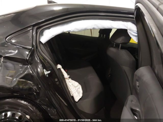 JTDEPMAE1NJ226164 Toyota COROLLA LE
