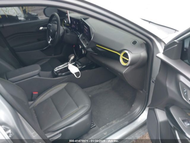2025 CHEVROLET TRAX KL77LKEP5SC017379 Photo 4