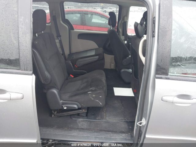 2C4RDGBG2FR723510 Dodge Grand Caravan Se