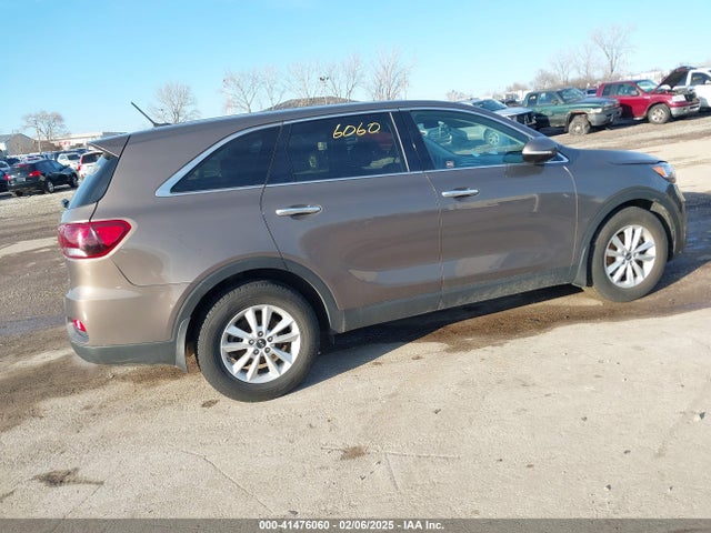 5XYPG4A30KG532033 KIA Sorento 2.4l Lx